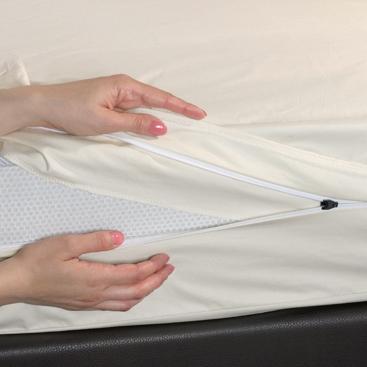 Softsan® Encasing für Matratzen aus Bio Baumwolle | Schutzbezug für Allergiker